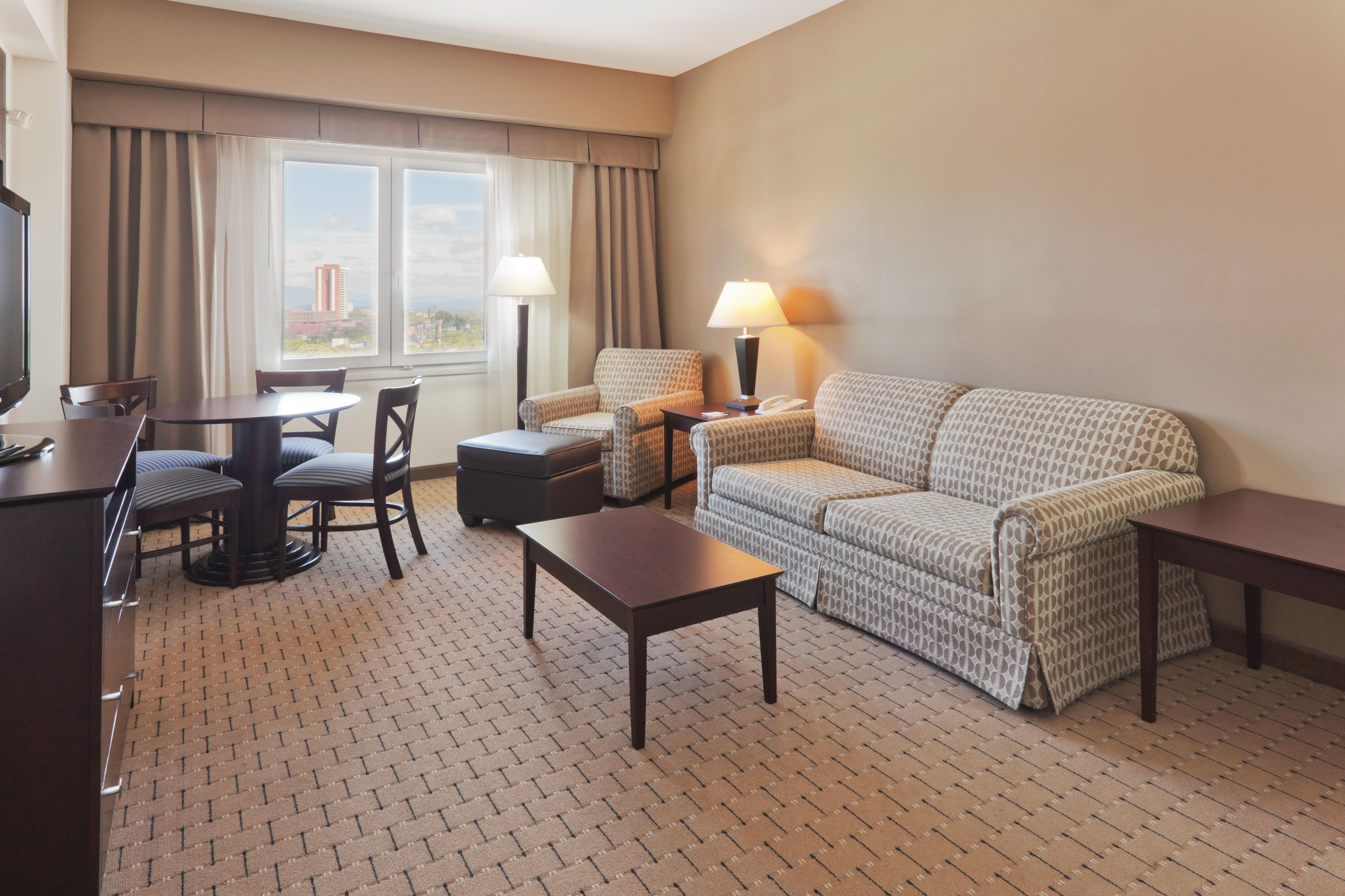 Holiday Inn San Salvador By Ihg Ngoại thất bức ảnh